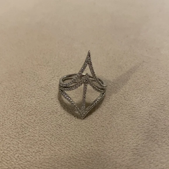 Sterling silver statement ring - Picture 3 of 3